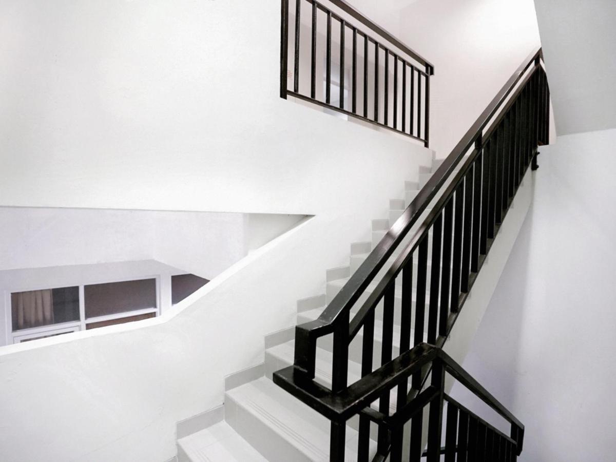 Oyo 415 The Kartini 8 Residence Dżakarta Zewnętrze zdjęcie