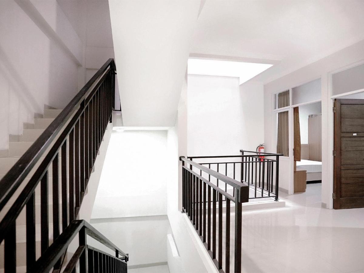 Oyo 415 The Kartini 8 Residence Dżakarta Zewnętrze zdjęcie